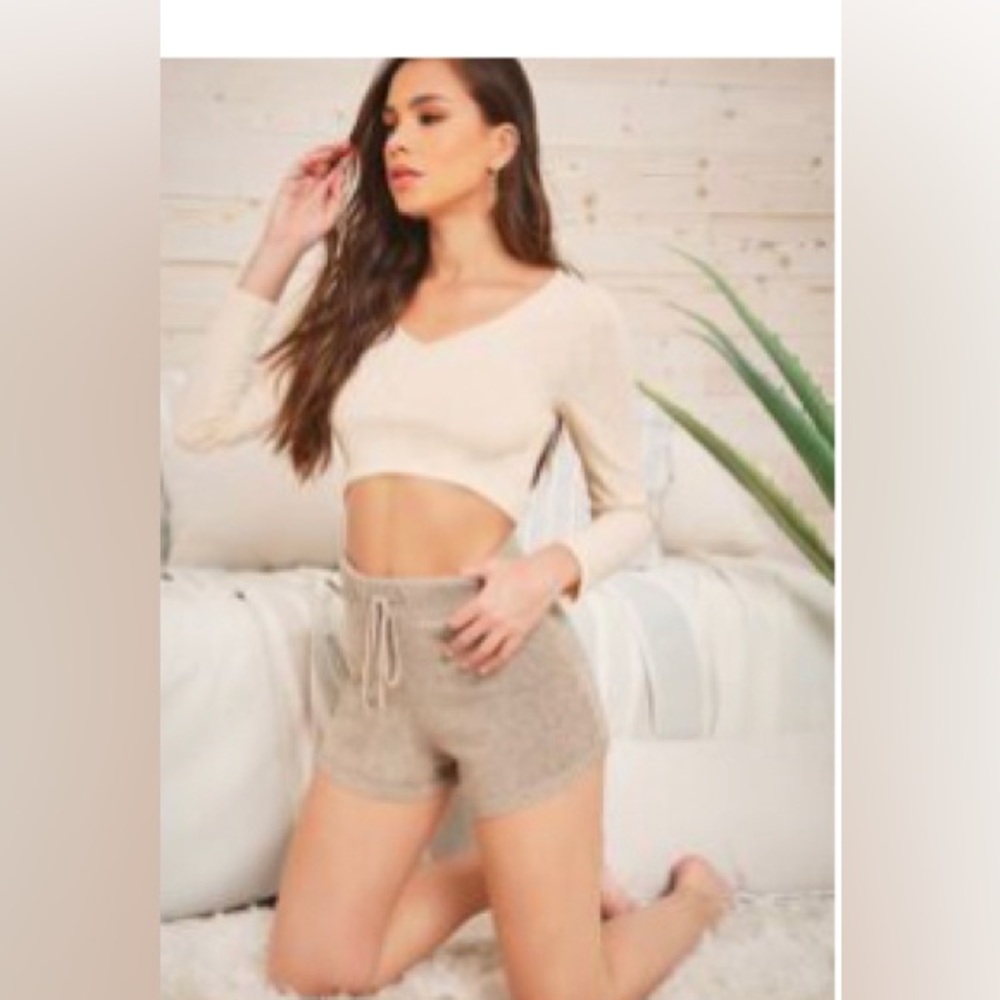 Knit shorts